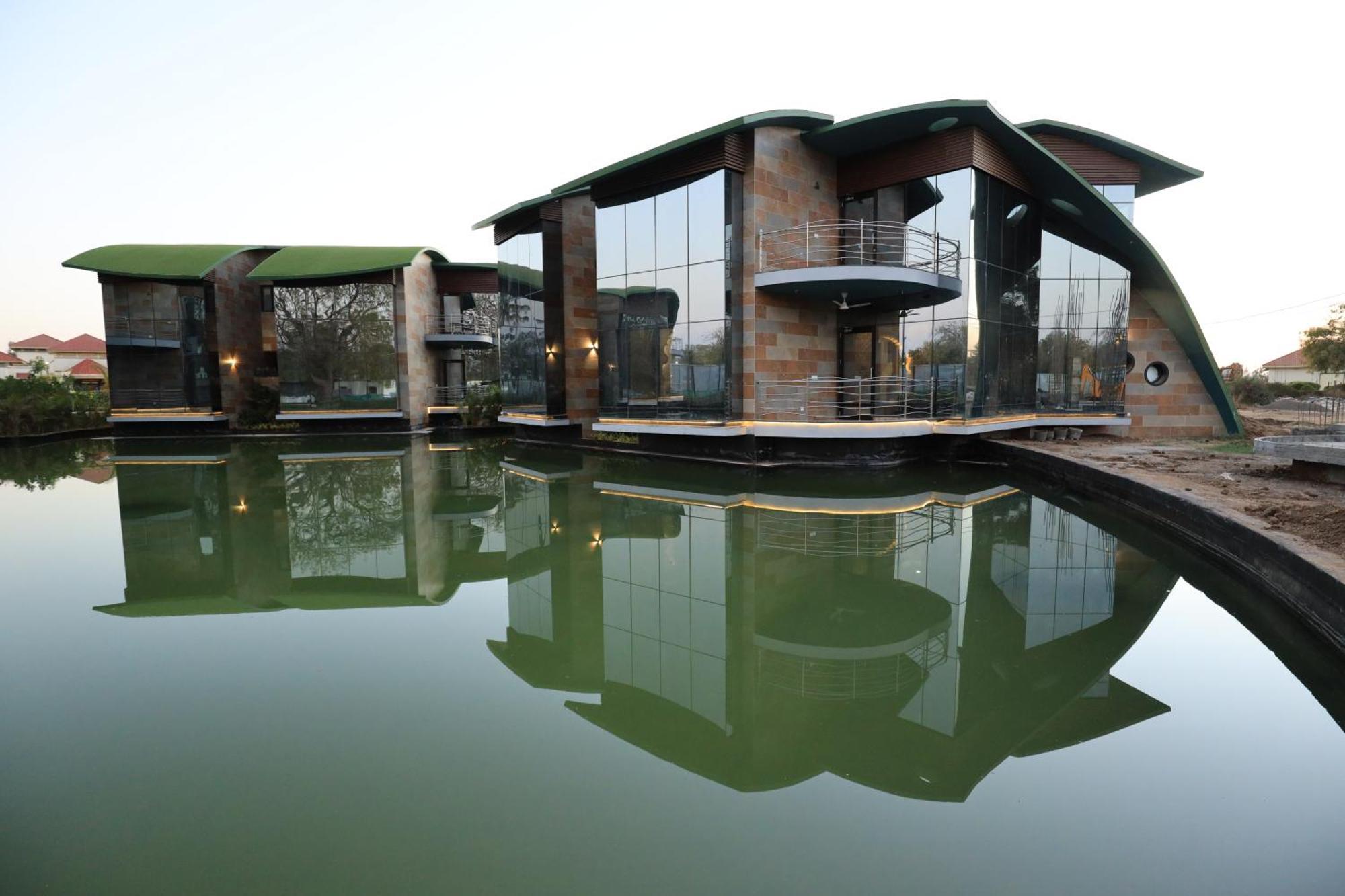 Neonz Resort & Club Ананд Экстерьер фото